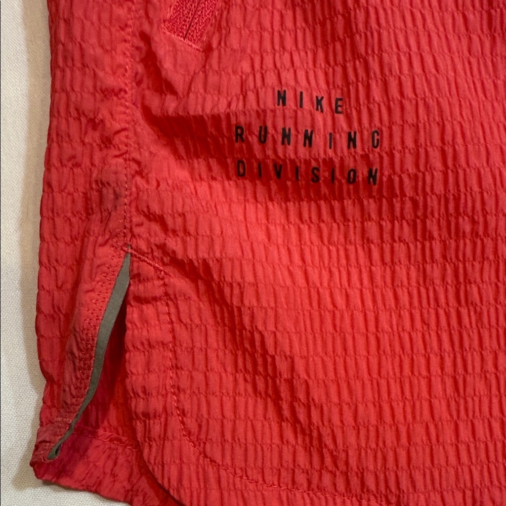 Nike Dri-Fit Size Medium Red Running Shorts - Picture 5 of 8